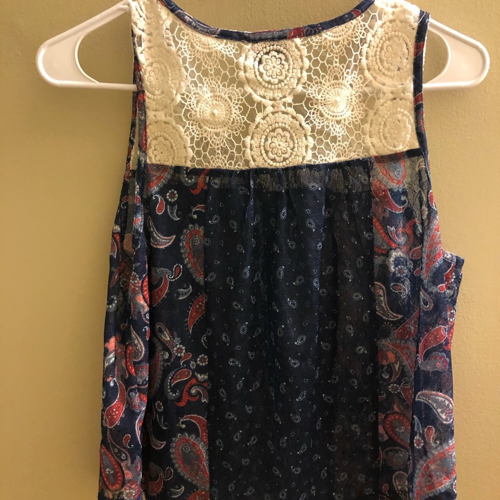 Patterned tank - Picture 3 of 3